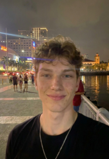 Yan Weber (@yanweber) — my photo № 3