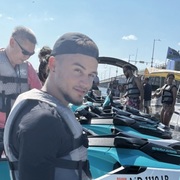 Chris 27 Chantilly